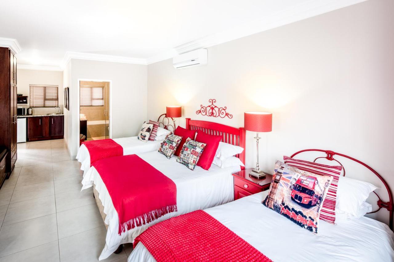 Adato Guesthouse ポチェフストルーム エクステリア 写真