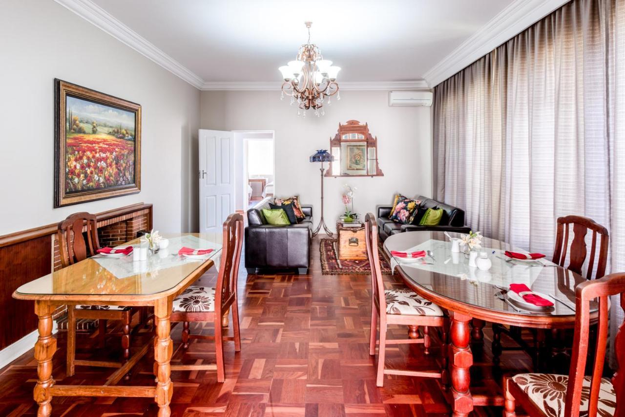 Adato Guesthouse ポチェフストルーム エクステリア 写真